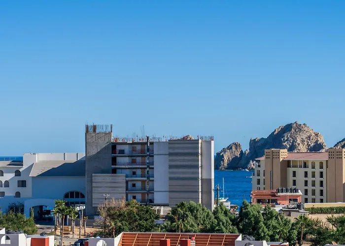 With Private Rooftop In Medano * Cabo San Lucas