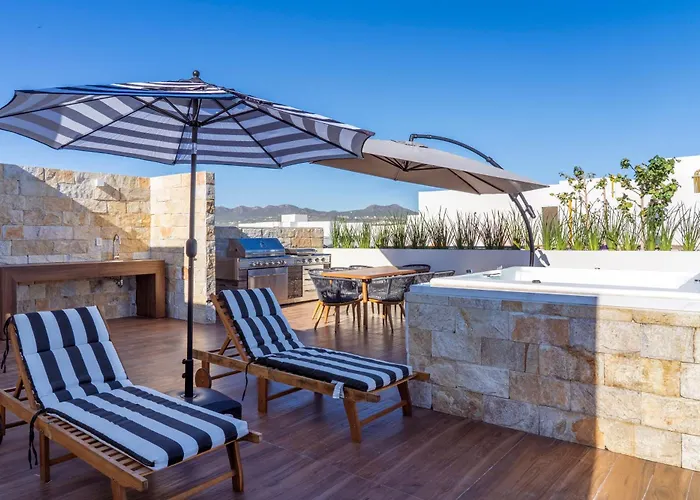 Apartment With Private Rooftop In Medano *