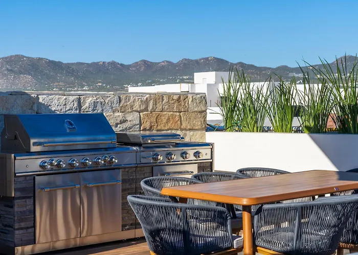 With Private Rooftop In Medano Apartment Cabo San Lucas